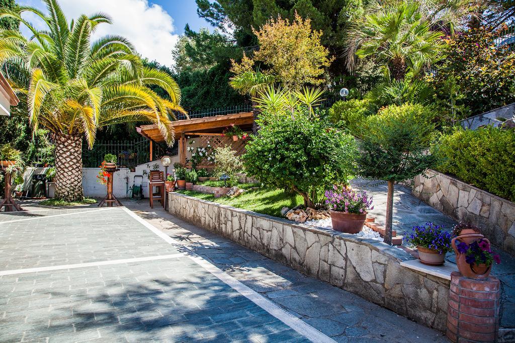 Bed And Breakfast El Dueno Palinuro Exterior foto