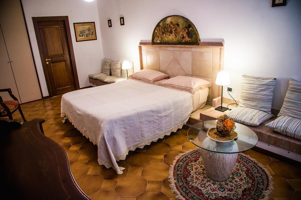 Bed And Breakfast El Dueno Palinuro Exterior foto
